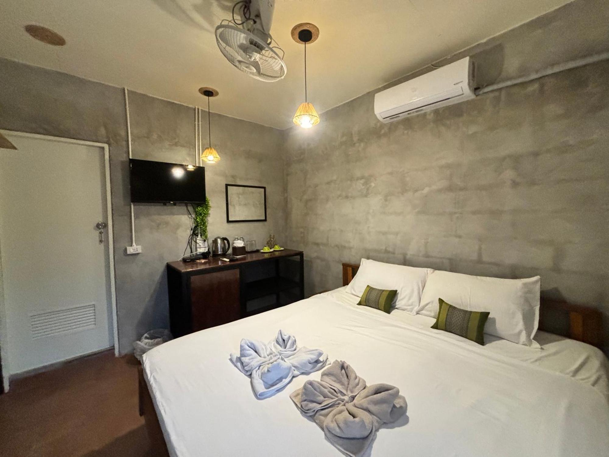קו צ'אנג Tchin Tchin Guesthouse מראה חיצוני תמונה